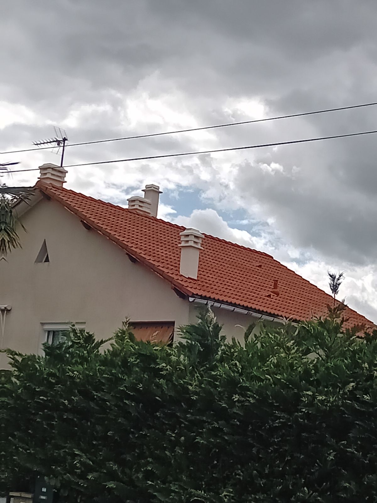 Nettoyage toiture en tuile à Thouars - Maison